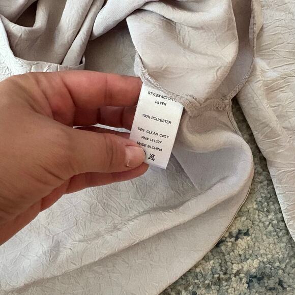 Astr the Label Corrine Satin Button Down Top - Picture 7 of 7